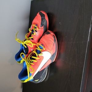 Boys Giannis Nike Sneakers